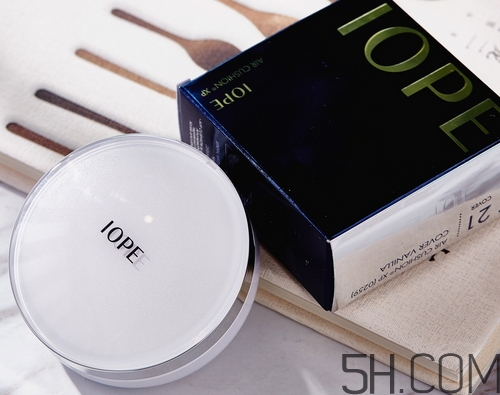 先用粉底液還是氣墊_粉底液和氣墊使用順序 先用粉底液還是氣墊_粉底液和氣墊使用順序