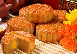 寶寶多大可以吃月餅？寶寶吃月餅會(huì)上火嗎？