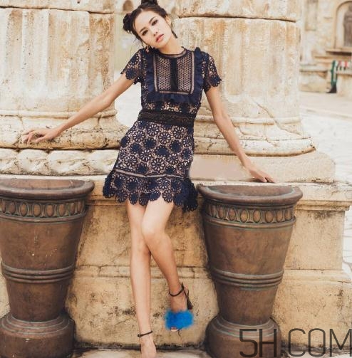 self-portrait什么價(jià)位？self-portrait裙子貴嗎？