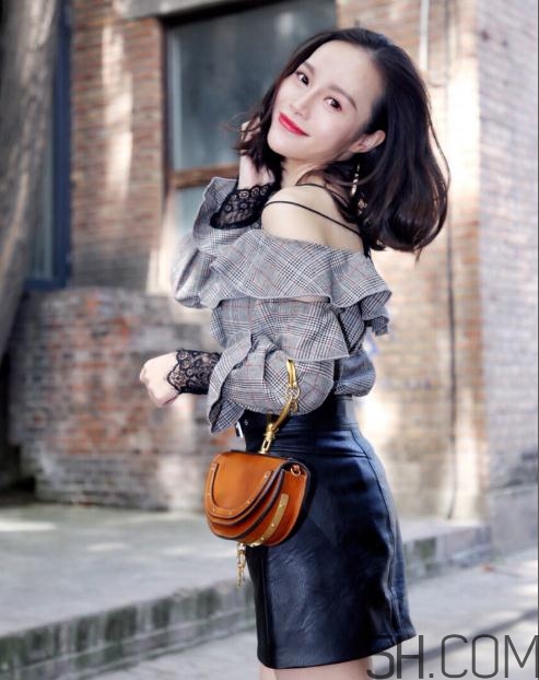 self-portrait什么價(jià)位？self-portrait裙子貴嗎？