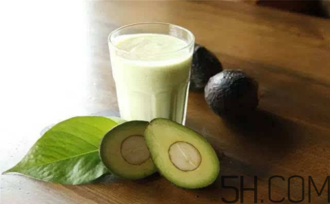 牛油果豐胸多長(zhǎng)時(shí)間吃一次？牛油果怎么吃能豐胸？