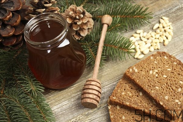 每天用蜂蜜敷臉好嗎 蜂蜜敷臉多長時間洗掉 每天用蜂蜜敷臉好嗎 蜂蜜敷臉多長時間洗掉