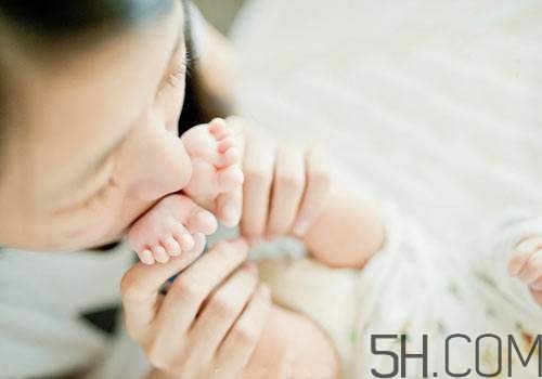 剖腹產(chǎn)后排便困難怎么辦？剖腹產(chǎn)后怎樣快速排便？