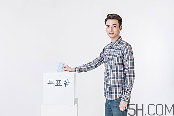 前列腺增生和前列腺炎的區(qū)別 前列腺增生日常護(hù)理 前列腺增生和前列腺炎的區(qū)別 前列腺增生日常護(hù)理