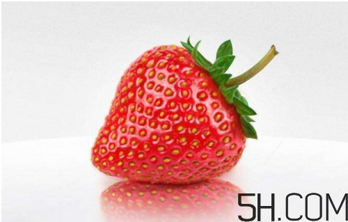 草莓發(fā)霉還能吃嗎？吃草莓的注意事項(xiàng)