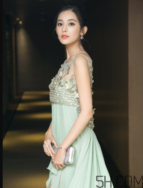 地包天可以做烤瓷牙嗎？地包天可以整牙嗎？