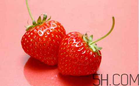 來月經(jīng)可以吃草莓嗎？草莓可以放冰箱保存嗎？