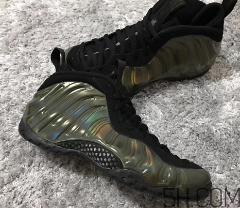nike air foamposite one legion green全息噴什么時候發(fā)售？