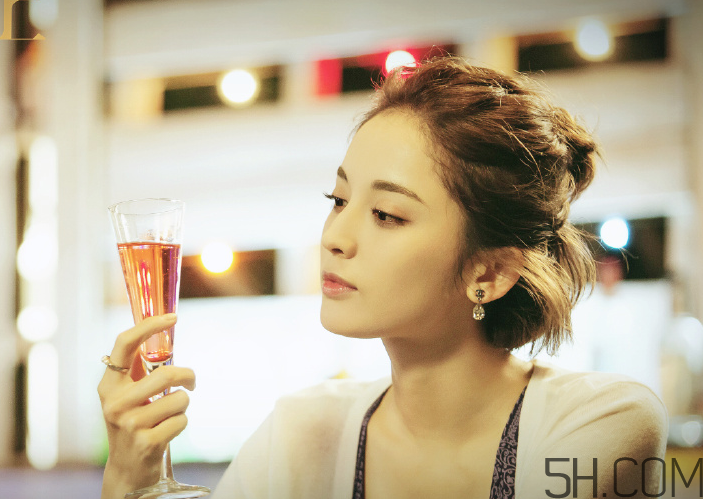 蘋果肌下垂還會(huì)恢復(fù)嗎？蘋果肌下垂怎么提上去？