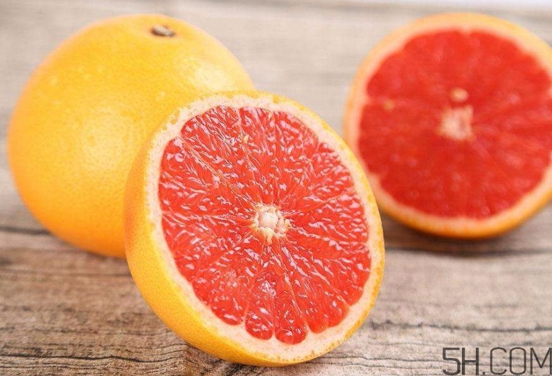 紅心柚子皮怎么是紅的？紅心柚子皮能吃嗎？