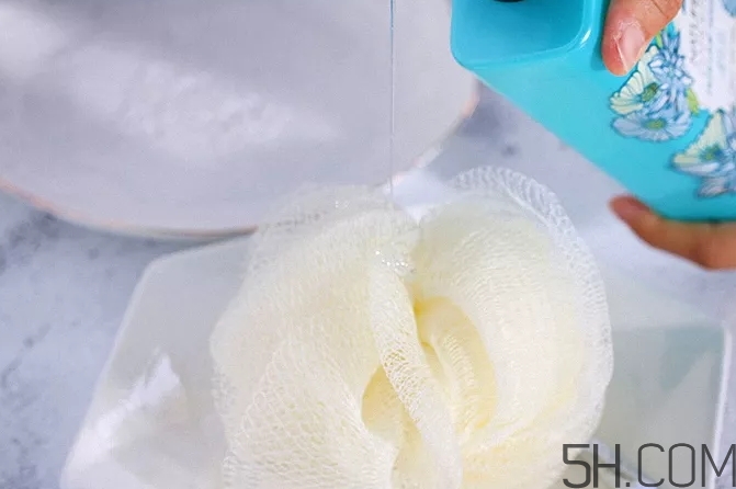 LG沐浴露真假怎么辨別？LG沐浴露真假對比圖