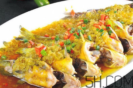 黃骨魚(yú)不能和什么一起吃？黃骨魚(yú)不適合什么人吃？