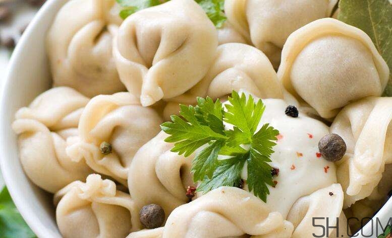 煮餃子開鍋煮皮還是餡？煮餃子蓋不蓋鍋蓋？