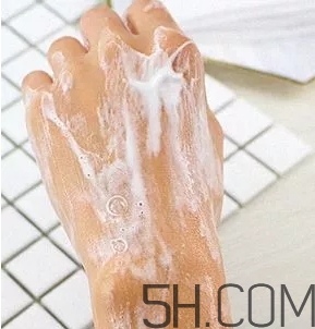 LG沐浴露真假怎么辨別？LG沐浴露真假對比圖