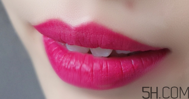 popkit欲望仙境唇膏色號(hào)_試色圖 popkit欲望仙境唇膏色號(hào)_試色圖