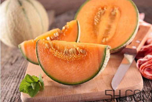 空腹可以吃哈密瓜嗎？哈密瓜爛一點(diǎn)其它的還能吃嗎？