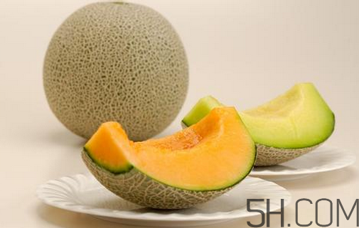 空腹吃哈密瓜好嗎？密瓜爛了一塊能吃嗎？