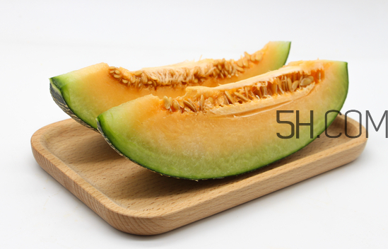 哈密瓜和香蕉能一起吃嗎？哈密瓜不甜怎么辦？
