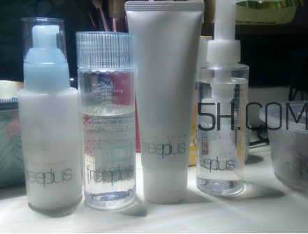 芙麗芳絲和伊思哪個(gè)好？芙麗芳絲好還是伊思好？