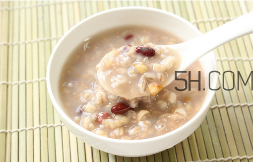 秋天喝什么粥最好？宮寒喝什么粥？