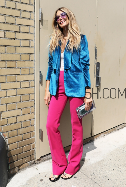 絲絨西裝怎么搭配？絲絨西服搭配圖片