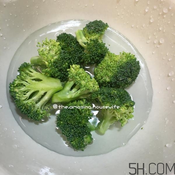 寶寶一歲前副食品輕松搞定全攻略 寶寶一歲前副食品輕松搞定全攻略