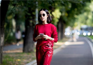 紅色毛衣怎么搭配？紅色毛衣搭配圖片