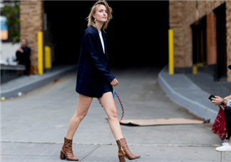 西裝配靴子好看嗎？西裝配靴子怎么搭配？