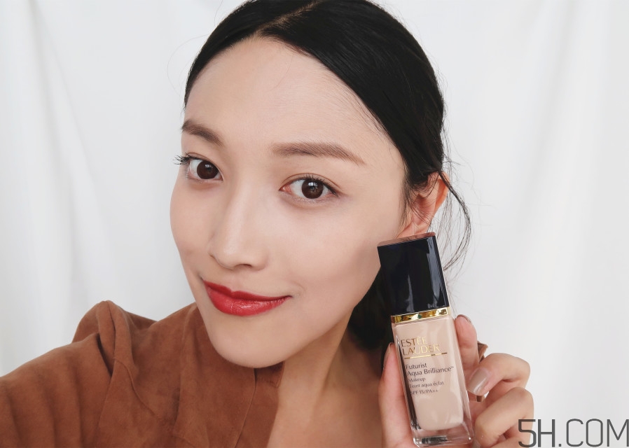 雅詩蘭黛沁水粉底液色號_試色 雅詩蘭黛沁水粉底液色號_試色