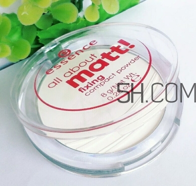 essence定妝蜜粉餅怎么樣？essence粉餅試色