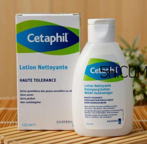 絲塔芙洗面奶是皂基嗎？絲塔芙洗面奶是酸性嗎？