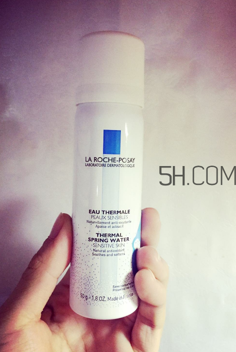 理膚泉噴霧可以喝嗎？理膚泉噴霧可以當(dāng)爽膚水用嗎？