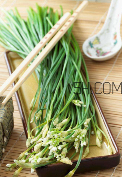 來月經(jīng)可以吃韭菜嗎？韭菜花的腌制方法