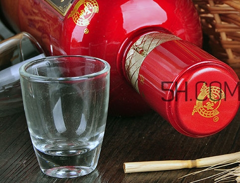 瀘州老窖多少錢一瓶？瀘州老窖特曲怎么樣