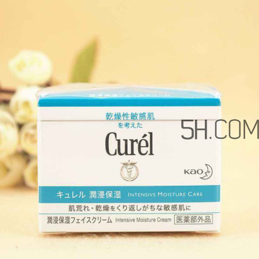 珂潤面霜有酒精味嗎？珂潤面霜是什么氣味的？