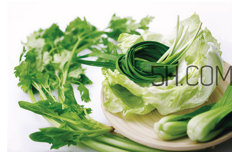 炒好的韭菜能隔夜吃嗎？吃韭菜胃酸燒心吃什么緩解？