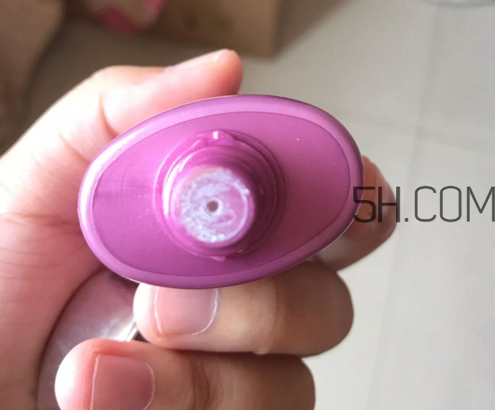 伊貝詩變色多效修顏霜多少錢_怎么樣 伊貝詩變色多效修顏霜多少錢_怎么樣