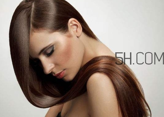 黑芝麻吃多久白發(fā)變黑？黑芝麻對(duì)頭發(fā)的功效