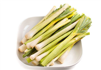 如何挑選新鮮的韭菜？野韭菜與韭菜的區(qū)別