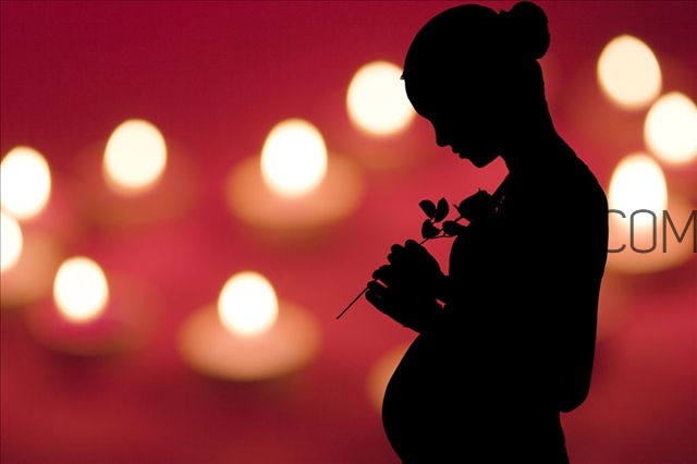 順產(chǎn)惡露干凈后又有鮮血怎么回事 順產(chǎn)惡露干凈后又有鮮血怎么回事