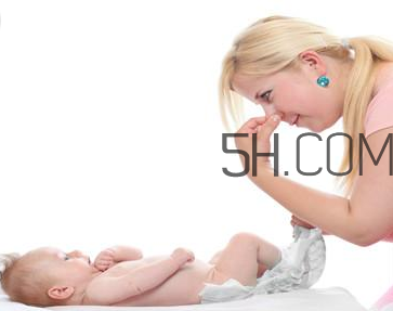 嬰兒不消化怎么辦？嬰兒大便干燥怎么辦？