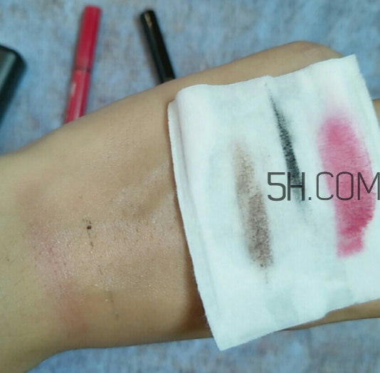 倩碧眼唇卸妝液怎么樣？倩碧眼唇卸妝液好用嗎？