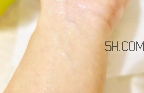 歐緹麗臻美亮白精華液多少錢？歐緹麗臻美亮白精華液怎么樣？