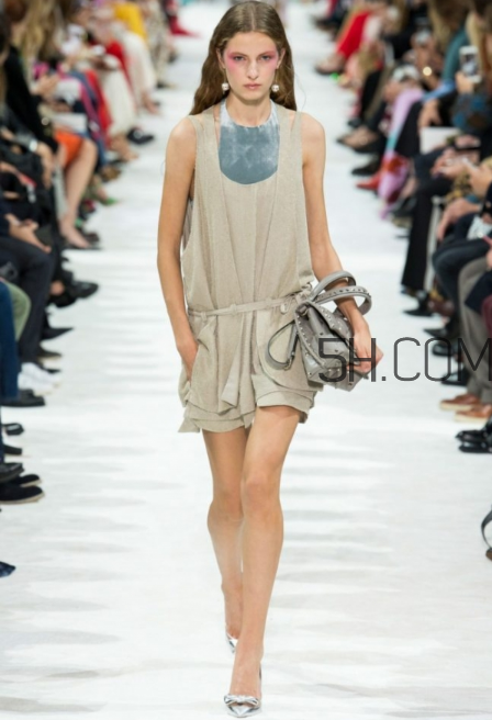 valentino2018春夏系列怎么樣_好看嗎？