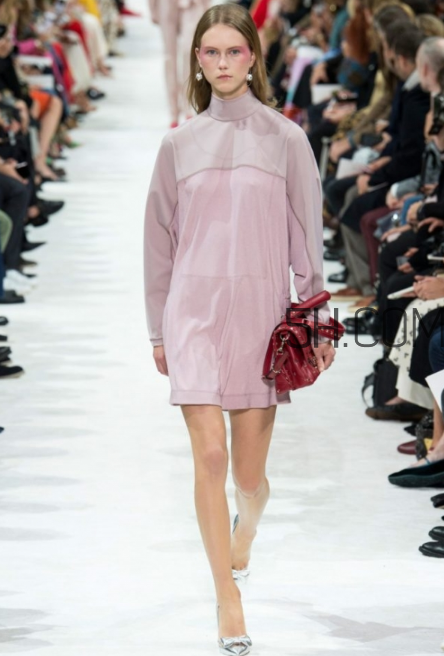 valentino2018春夏系列怎么樣_好看嗎？