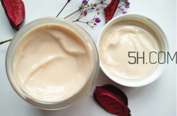 希思黎美頸霜是什么？希思黎美頸霜多少錢？