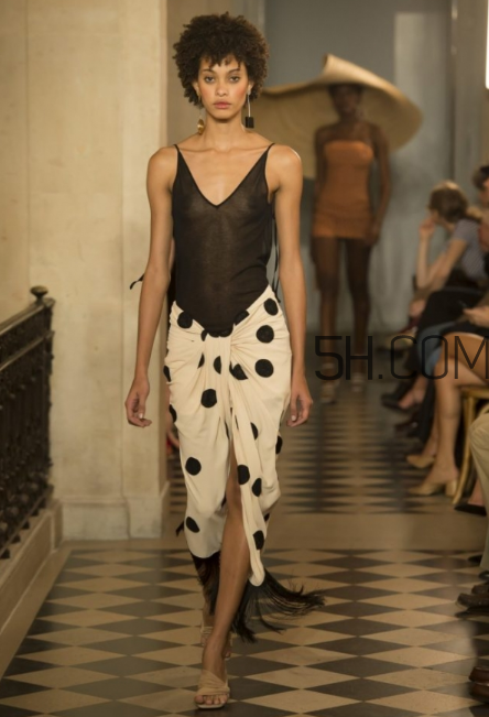 jacquemus2018春夏系列怎么樣_好看嗎？