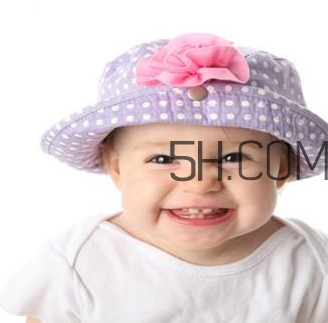 嬰兒夜哭怎么辦？嬰兒臉上起小紅點如何護理？