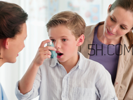 哮喘和肺氣腫的區(qū)別 哮喘和肺炎的區(qū)別 哮喘和肺氣腫的區(qū)別 哮喘和肺炎的區(qū)別