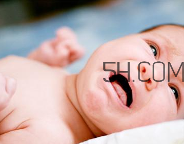 嬰兒晚上不睡覺的原因？嬰兒怎么護理？